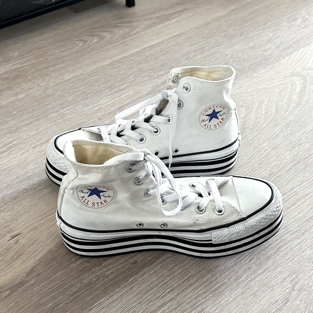 Converse Chuck Taylor Platform